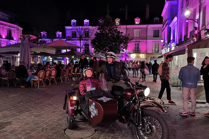 Romantic Tour By Night - Who Will Enjoy This Most