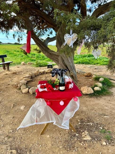 Romantic tour for lovers, couples or friends - The Cape Greco viewpoint