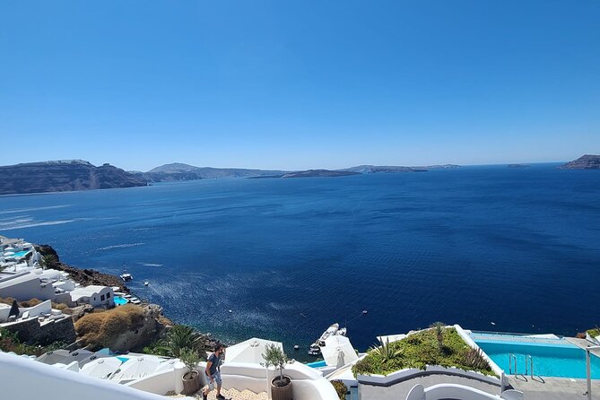 Romantic Tour through Santorini - Is $867.33 good value for your group?