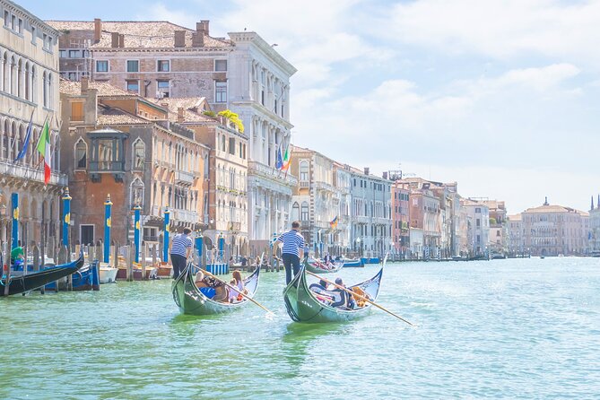 Romantic Venice: 30 Minute Gondola Ride with Serenade - Along the Grand Canal for the first 30 minutes