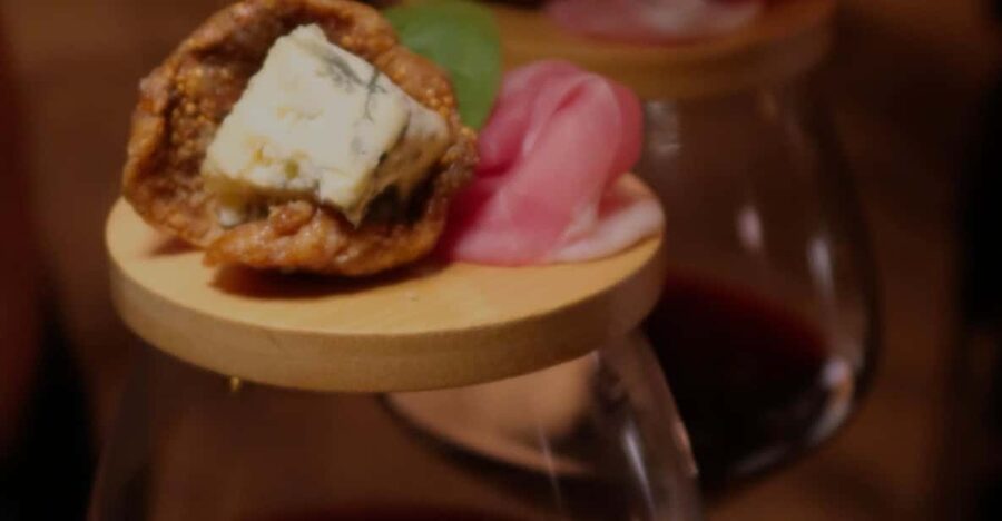 Romantic Wine Tasting Experience at Koccio Valletta - Key points to know before booking