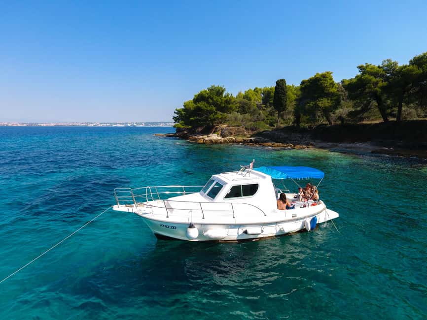 Romantic Zadar Sunset and Night Coctails Cruise - Watching the Sea Organ turn gold