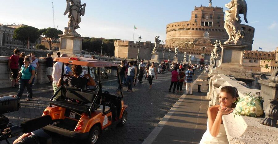 Rome at Sunset: Romantic Tour in an Electric Golf Cart - Baroque piazzas and fountains in the evening light