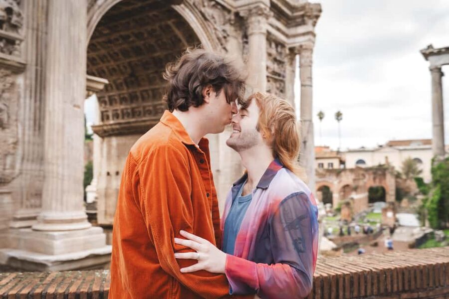 Rome: Couple Photoshoot Experience LGBTQ+ Friendly - Key points to know before booking