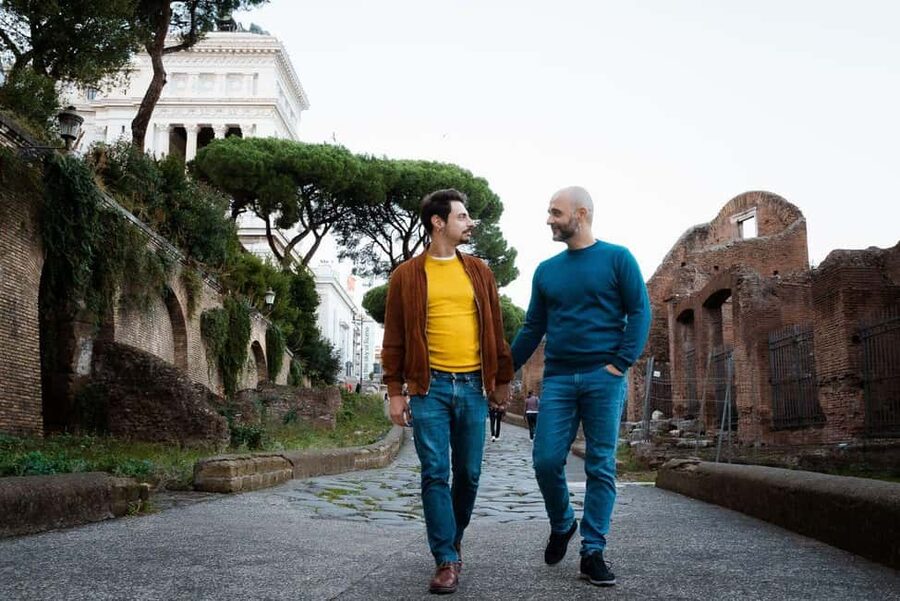 Rome: Couple Photoshoot Experience LGBTQ+ Friendly - What this Rome photoshoot is really like