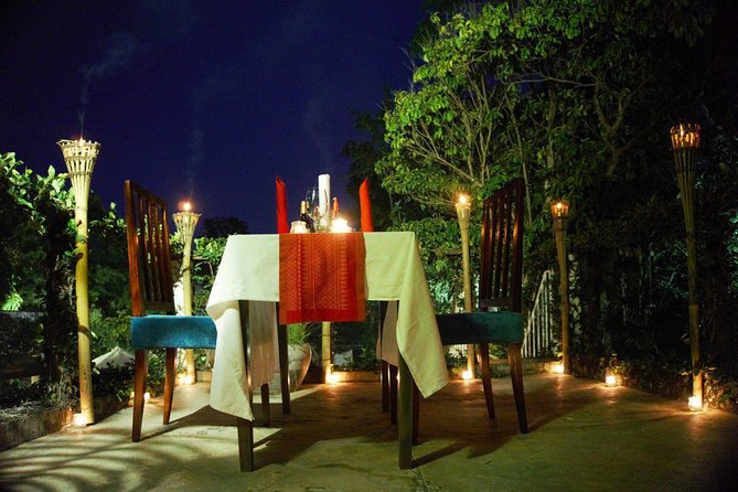 Rooftop Romantic Dinner - 4 Courses Set Meal & Wine - A romantic evening begins by the pool