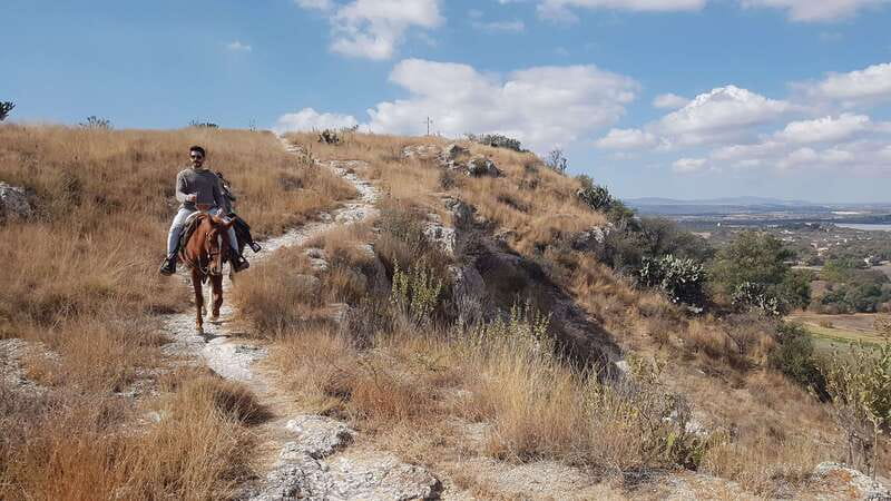 San Miguel: Romantic Horseback Riding at Sunset - Why this San Miguel horseback ride is different