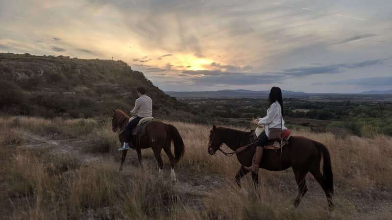 San Miguel: Romantic Horseback Riding at Sunset - Learning to handle the horse before sunset