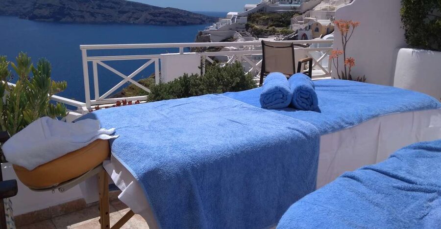Santorini: Mobile Couples Massage at Your Private Villa - What the $347 Price Delivers