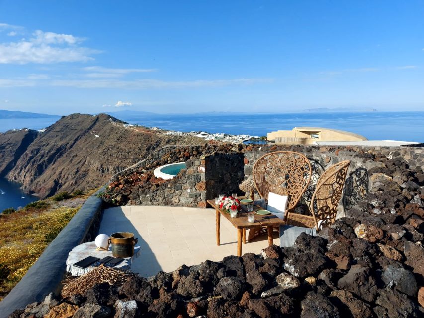 Santorini: Private Romantic Sunset Dinner with Caldera View - Romantic Extras for Proposals and Anniversaries