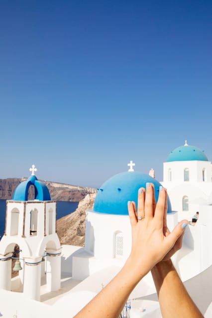 Santorini Proposal: A Luxury Photoshoot for Your Yes! Moment - The 45-minute itinerary, step by step