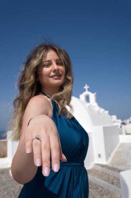 Santorini: Proposal Photoshoot l Private Entry to blue Dome - What to wear and bring