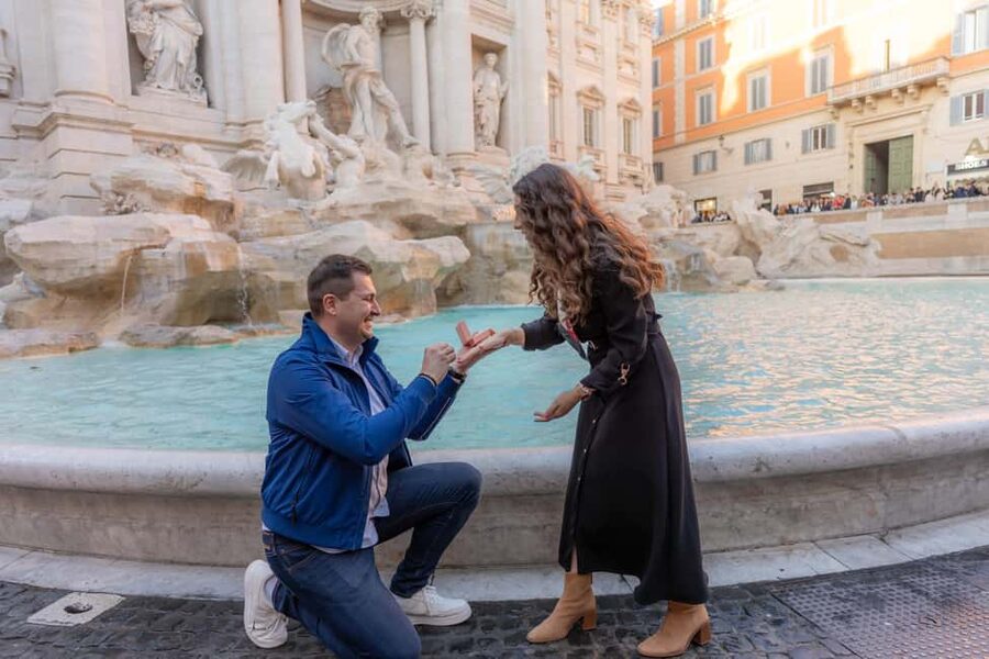 Secret Proposal Photoshoot in Rome + Reel - Timing, Communication, and Practical Details
