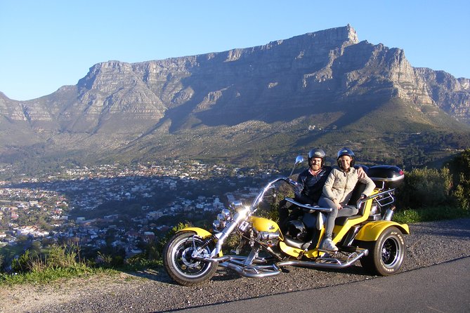 Signal Hill Romantic Sunset Tour in Cape Town - Weather, clothing, and practical comfort