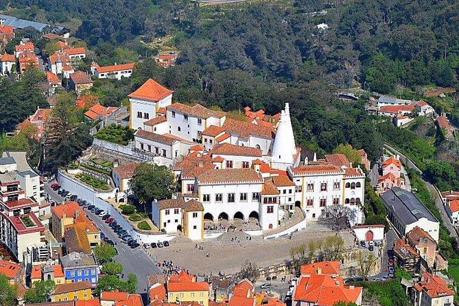 Sintra Romance and Mystery Private Tour - Quinta da Regaleira and its symbolic underground world