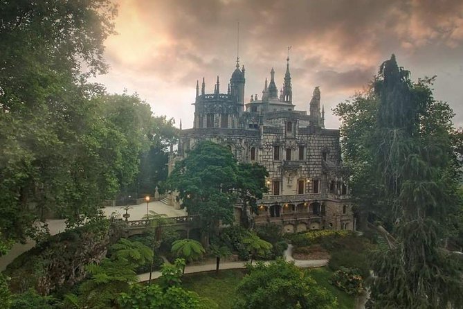Sintra: The Romantic Village – Half-Day Private Guided Tour - Pena Palace, Sintra’s essential stop