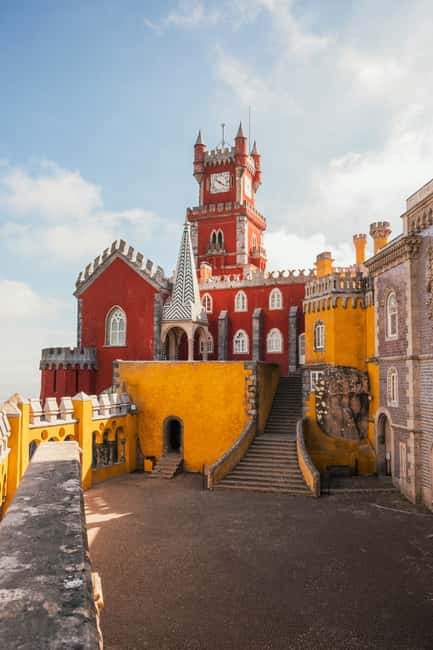 Sintra: The Romantic Village – Private Half-Day Guided Tour - Moorish Castle from the road and viewpoint stops