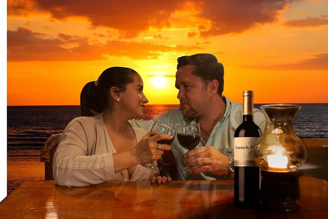 Spanish Galleon - Romantic Lobster Dinner Cruise & Live Saxophone - Live saxophone and the mood on board