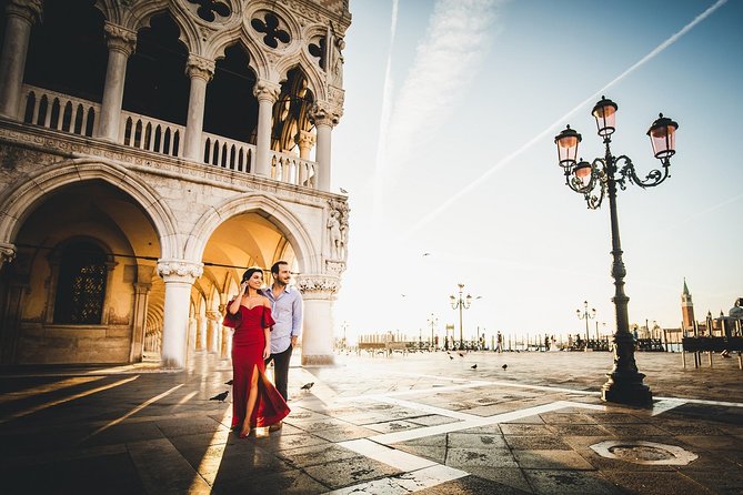 Sunrise Couple Photoshoot Tour - Timing, weather, and practical preparation