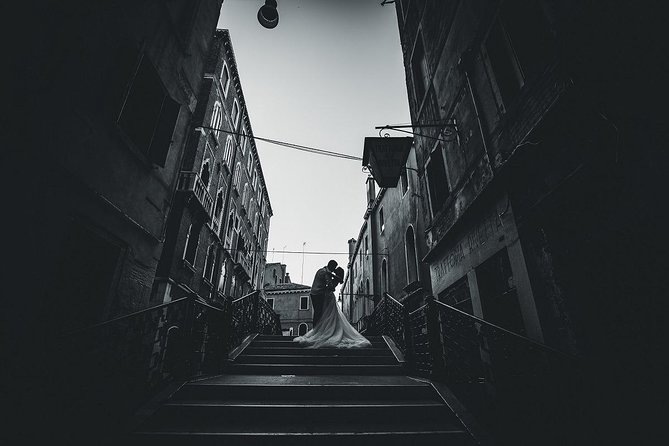 Sunrise Couple Photoshoot Tour - Who will get the most from this experience