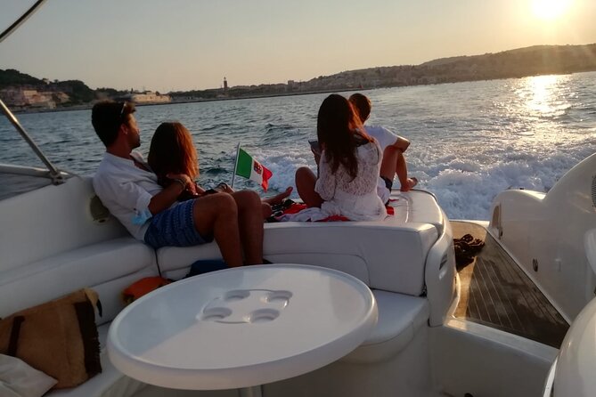 Sunset Romantic Escape with Aperitif - The one-hour aperitif stop
