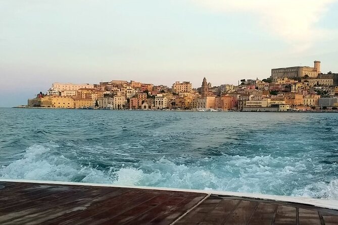 Sunset Romantic Escape with Aperitif - Who will enjoy this most?
