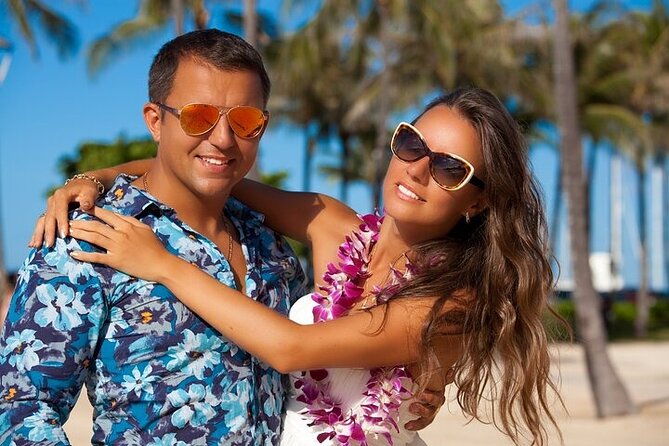 The Big Island Professional Photographer Couples and Families - Natural direction instead of stiff posing
