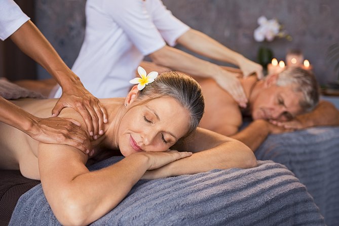 To sweat Madrid toxins in Hammam and enjoy the best couple massage downtown - Towels, robes, slippers, and the small comforts