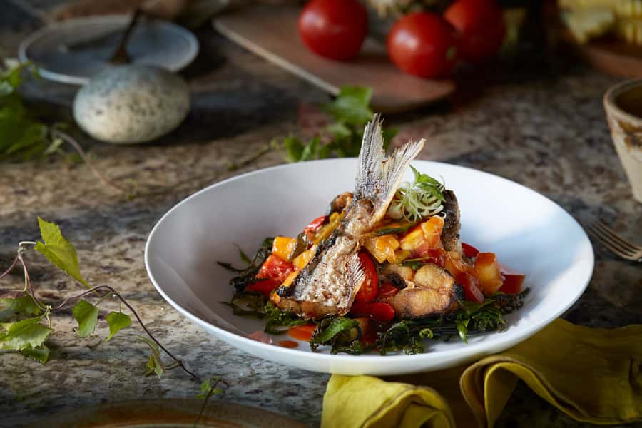 Ubud: Romantic 6-Course Candlelight Dinner in Ubud Valley - What arrives across the six-course dinner