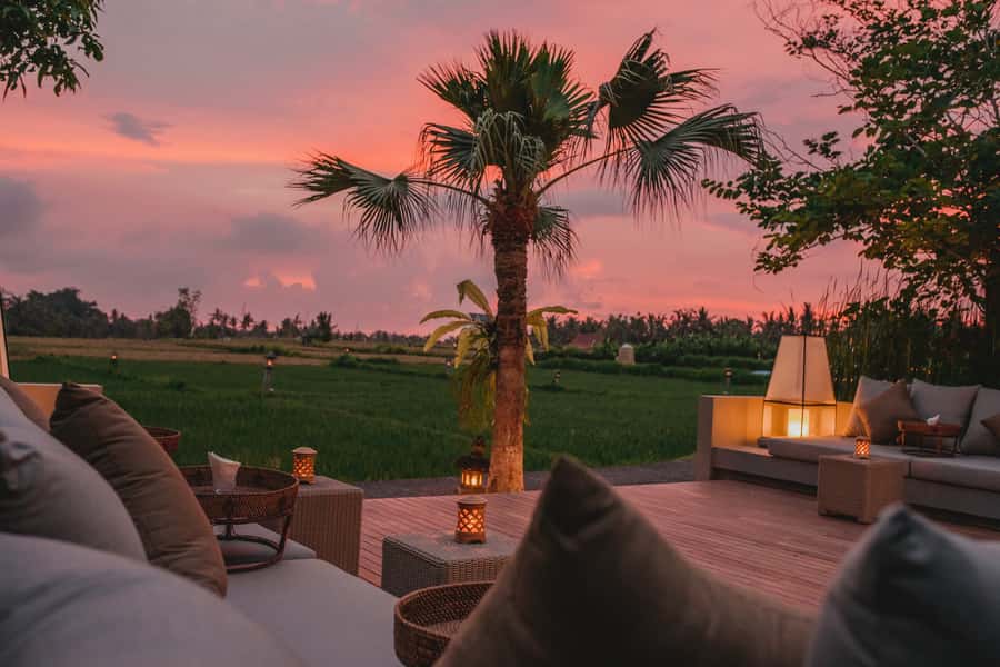 Ubud: Romantic Dinner among the Rice Fields - Arriving at Tanah Gajah near Goa Gajah