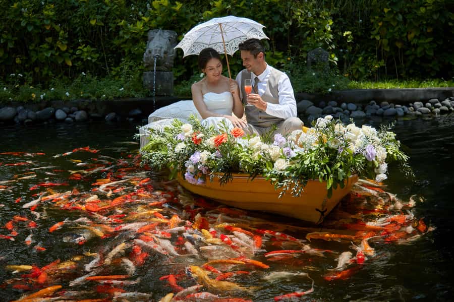 Ubud: The Original Koi Fish Yellow Boat Photo Moment - Afternoon tea with sweet and savory bites