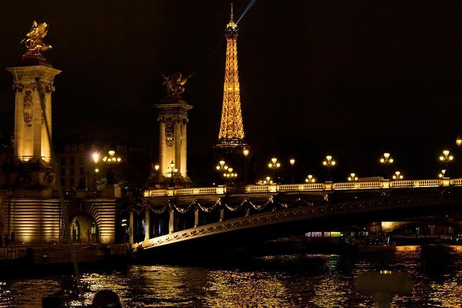 Valentine's Day Seine River Champagne Cruise - Key points to know before you book