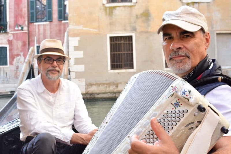 Venice: Romantic Shared Gondola Serenade on the Grand Canal - What the 30-minute gondola route is really like