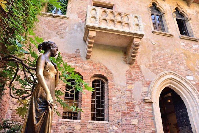 Verona by Moonlight: A Nighttime Path Through History and Romance - Starting in Piazza delle Erbe at 8:30 p.m.