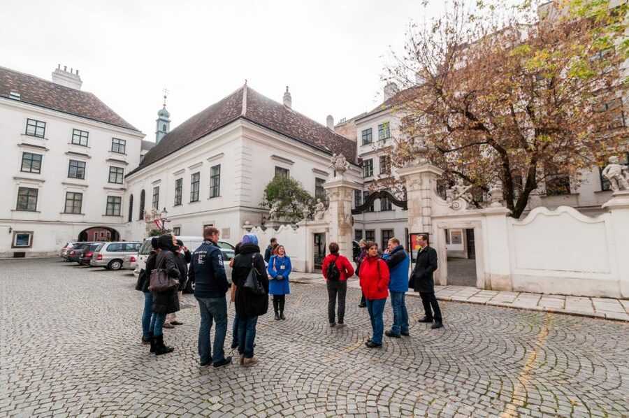 Vienna: Romantic Old Town 2-Hour Discovery Tour - Entering Vienna’s Greek Quarter