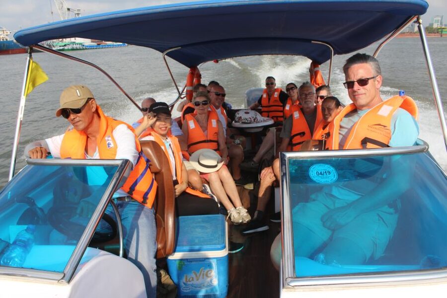 VIP Tour Enjoy Romantic Sunset by Speed Boat Free Cocktail - Bridges, towers, and Ho Chi Minh City’s riverfront