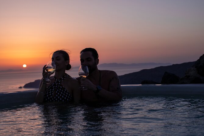 Volcanic Hot-Tub with Caldera View for Ultra-Romantic Couples - Is $338.60 good value for two?