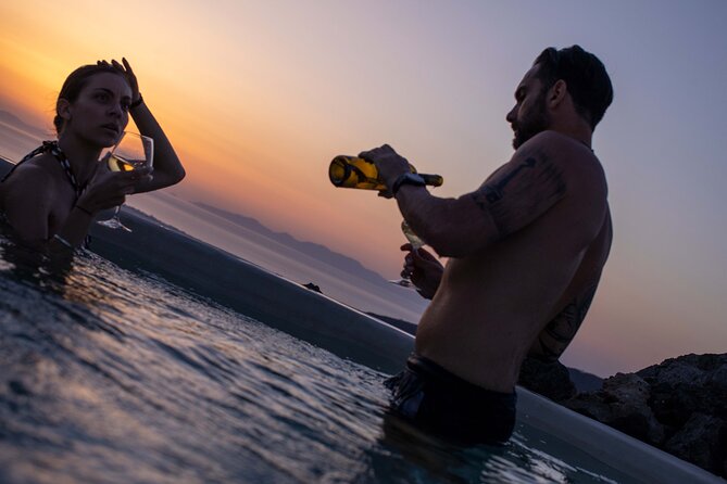 Volcanic Hot-Tub with Caldera View for Ultra-Romantic Couples - Who will enjoy this most?