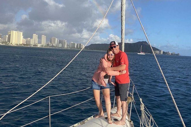 Waikiki private Day Tour and Sunset sail for couples - Sailing toward Diamond Head for golden hour