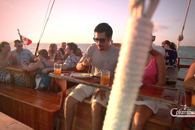 Your Romantic Dinner in Cancun, includes national open bar and live music - Drinks from the national open bar